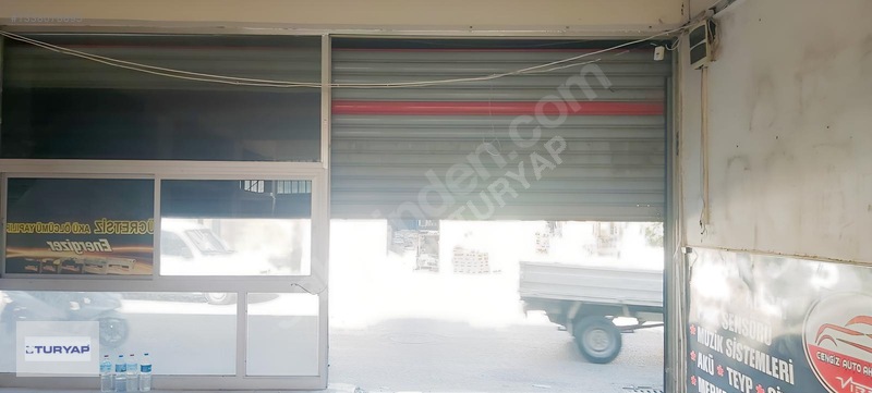 Karabağlar'da Satılık Komple Bina - İşlek Cadde Üzeri — fotoğraf 3