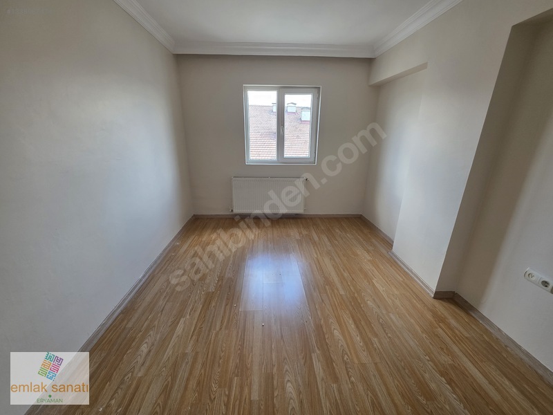 Alsancak Mah.de Satılık 3+1 Daire — fotoğraf 8