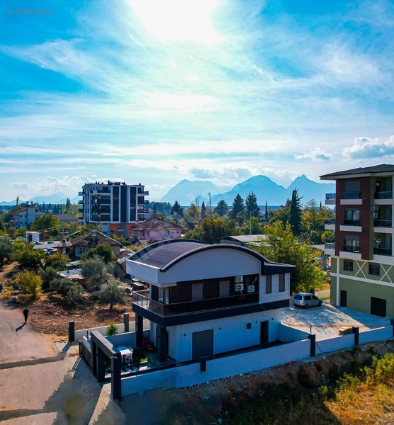 Bölgenin Fırsatı: Bu Lokasyonda, Bu Fiyata 2+1 Müstakil Villa! — fotoğraf 2