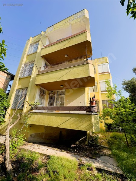 Büyük Yatırım Fırsatı Merkezi Konumda 3 Katlı Müstakil 4+1