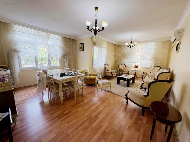 Büyük Yatırım Fırsatı Merkezi Konumda 3 Katlı Müstakil 4+1 — fotoğraf 8