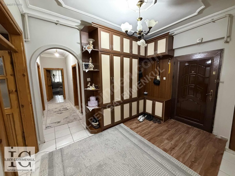 İlbey"gayrimenkul Den Gaziler Eski Son Durakta Satlık 3+1 Daire — fotoğraf 8
