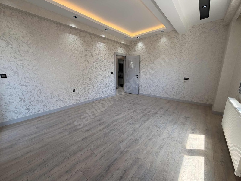 Özbadıllı Emlaktan 4+1 Sıfır Ara Kat Daire — fotoğraf 14