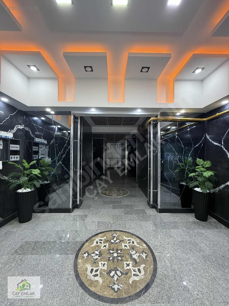 Çay Emlak'tan Bilkan Sitesi 2+1 80m2 Sıfır Daire! — fotoğraf 3