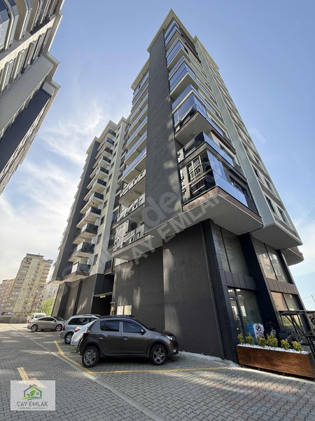 Çay Emlak'tan Bilkan Sitesi 2+1 80m2 Sıfır Daire! — fotoğraf 6