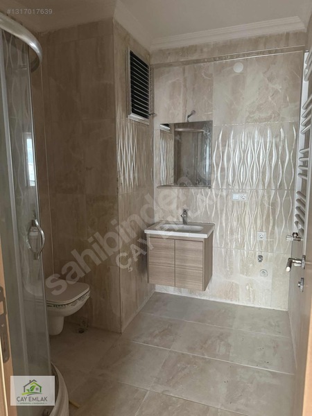 Çay Emlak'tan Bilkan Sitesi 2+1 80m2 Sıfır Daire! — fotoğraf 11