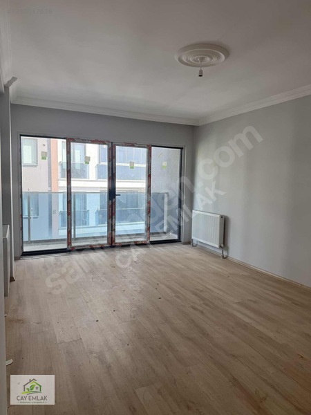 Çay Emlak'tan Bilkan Sitesi 2+1 80m2 Sıfır Daire! — fotoğraf 19