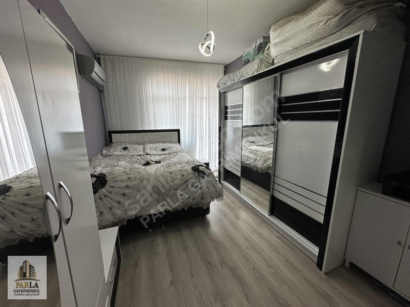 Parla'dan İstiklal Cad. Üzerinde Full Yapılı 2+1 Satılık Daire — fotoğraf 6