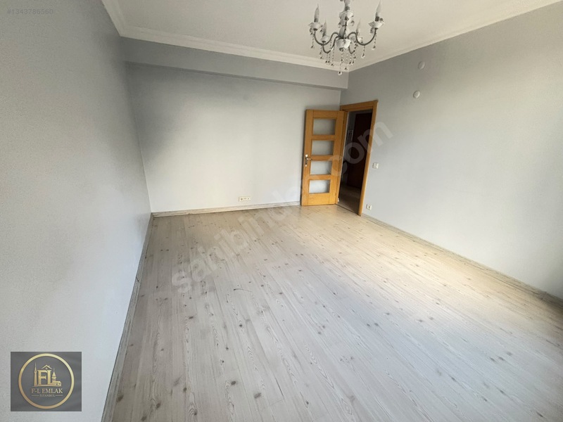F-l Emlaktan Örnek Esatpaşa Fetih Emaar Yakını 2+1 Aile-bekara — fotoğraf 4