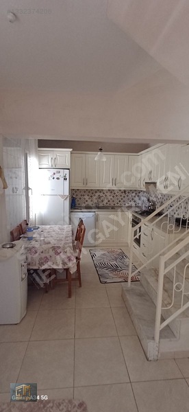 Kendine Ait Sahilı Olan Yazlık — fotoğraf 10