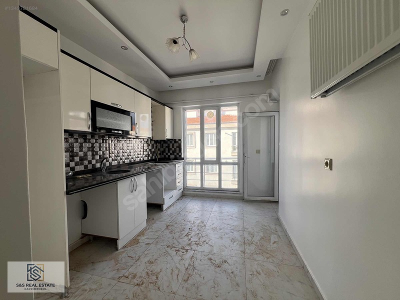 Bülbulzadede Su Yolunda Kiralık 2+1 Daire — fotoğraf 6