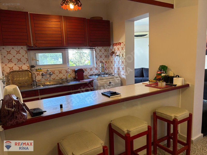 Remax Rina'dan Soli Sahil Sitesinde Eşyalı 1+1 — fotoğraf 4