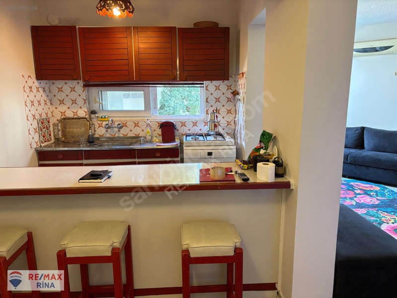 Remax Rina'dan Soli Sahil Sitesinde Eşyalı 1+1 — fotoğraf 5