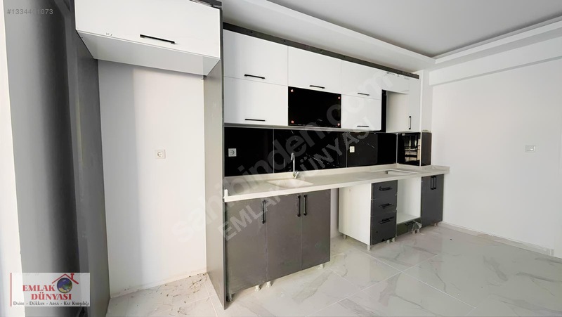 Duralı Aliç'te Satılık 3+1 Lüks Daire, Hemen Oturum, 120m² — fotoğraf 3