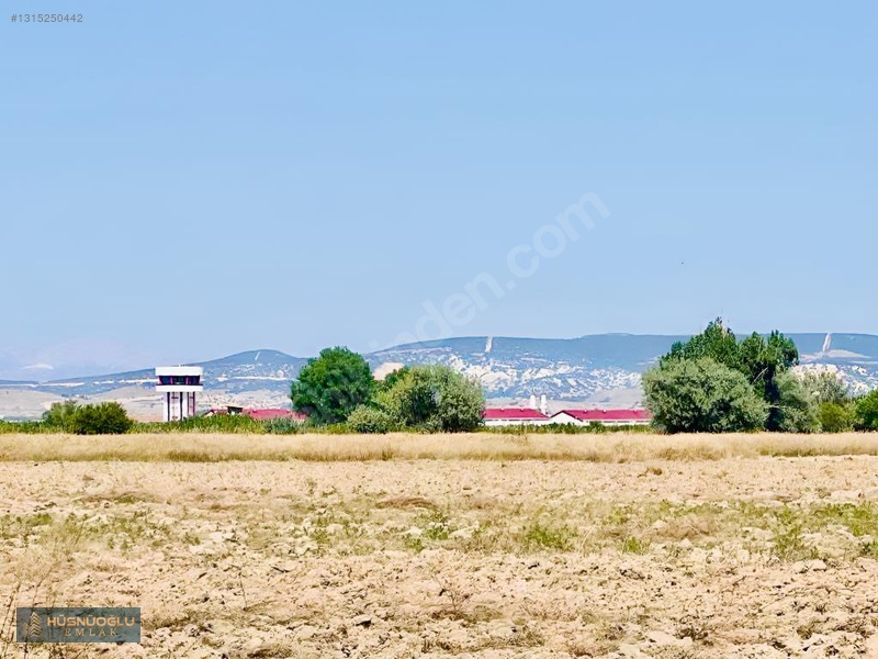 Resmi Kadastro Yoluna Sıfır 758 Metre² Müstakil Tapu Tarla — fotoğraf 3