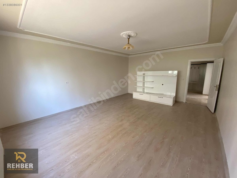 Rehber Emlak'tan Gülbeyaz Konutları'nda Satılık 3+1 Daire — fotoğraf 5