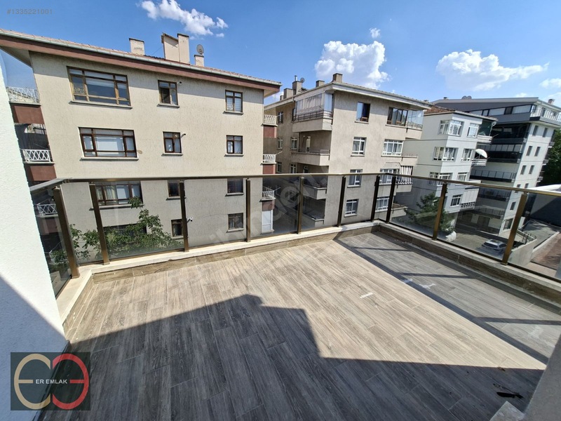 Anıtkabire Metroya Yakın,yüksek Tavan 4+1 Kök Tapu — fotoğraf 2