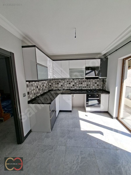 Anıtkabire Metroya Yakın,yüksek Tavan 4+1 Kök Tapu — fotoğraf 6