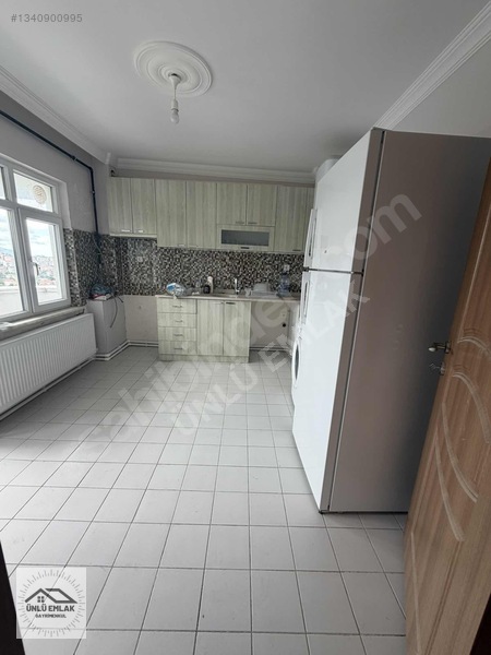 Ünlü Emlak'tan Filyos'ta Kiralık 3+1 Daire — fotoğraf 11
