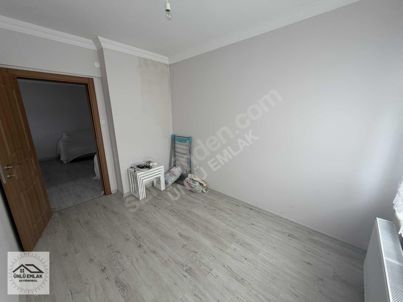 Ünlü Emlak'tan Filyos'ta Kiralık 3+1 Daire — fotoğraf 16