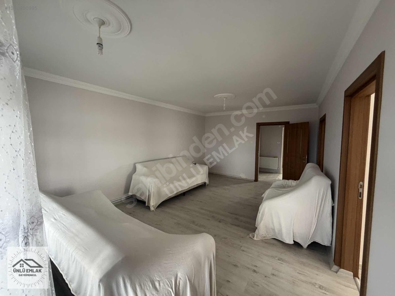 Ünlü Emlak'tan Filyos'ta Kiralık 3+1 Daire — fotoğraf 18