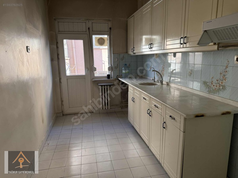 Ayr.hoşdere Cd.meclis Yakınında,2.kat,merkezi,ön Cephe,3+1,140m2 — fotoğraf 15