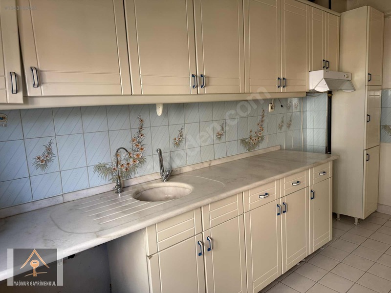 Ayr.hoşdere Cd.meclis Yakınında,2.kat,merkezi,ön Cephe,3+1,140m2 — fotoğraf 16