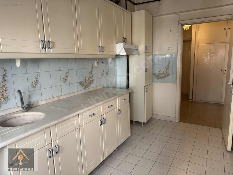 Ayr.hoşdere Cd.meclis Yakınında,2.kat,merkezi,ön Cephe,3+1,140m2 — fotoğraf 17
