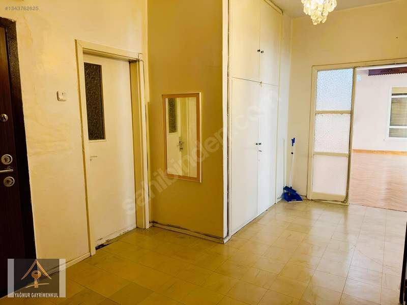 Ayr.hoşdere Cd.meclis Yakınında,2.kat,merkezi,ön Cephe,3+1,140m2 — fotoğraf 25