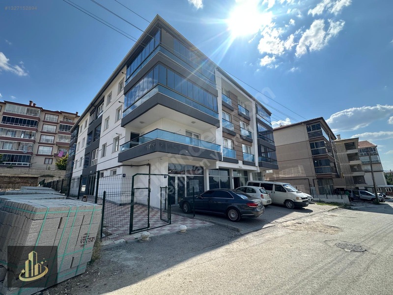 P.e.h.l.ı.v.a.n'd.a.n Pursaklarda Altıovada Satılık Daire