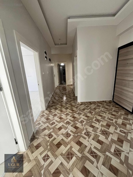 Uğur Gayrimenkul'den Eyüp Sultan'da 3+1(memur Şartlı)