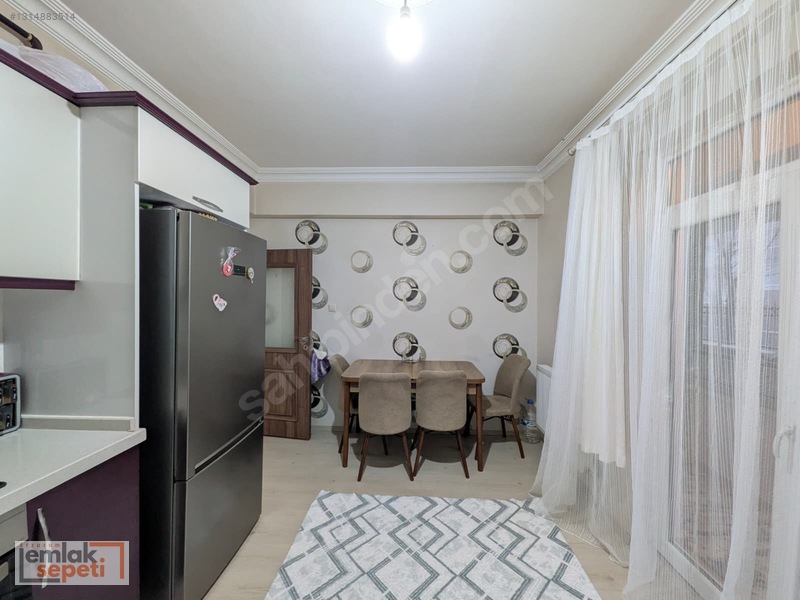 Şükrüpaşa Merkezi Konumda Yapılı Satılık 3+1 Daire — fotoğraf 3