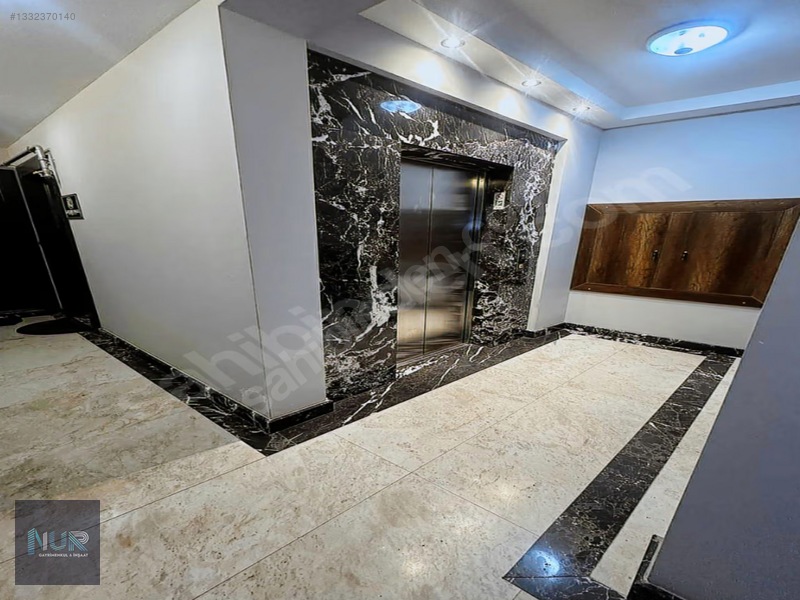 Nur Gayrimenkul'den Resul Yazar İş Merkezinde Kiralık Büro — fotoğraf 5