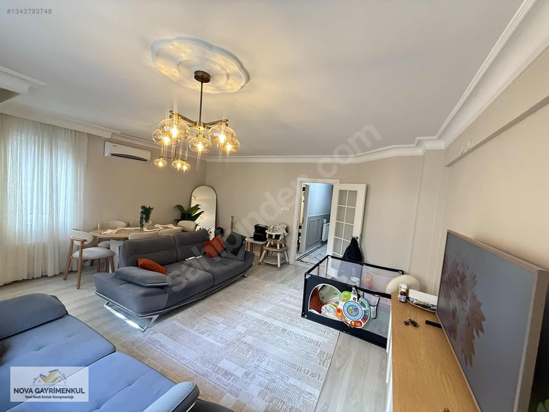 İçerenköy Merkezde En İyi Konumlu 3+1 İçi Yapılı Lüks Daire — fotoğraf 3