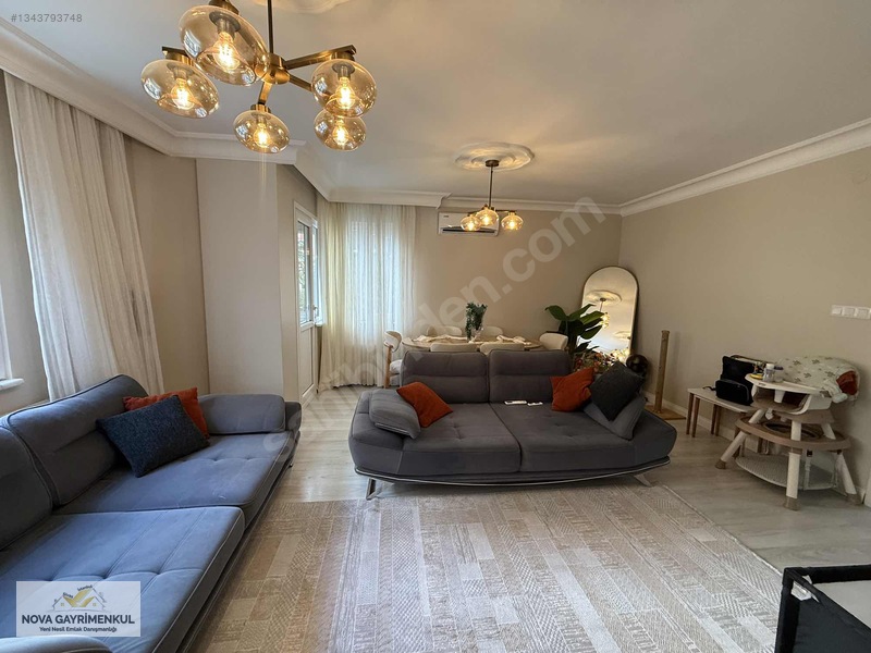 İçerenköy Merkezde En İyi Konumlu 3+1 İçi Yapılı Lüks Daire — fotoğraf 4