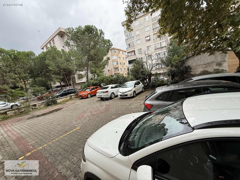 İçerenköy Merkezde En İyi Konumlu 3+1 İçi Yapılı Lüks Daire — fotoğraf 27