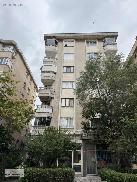 İçerenköy Merkezde En İyi Konumlu 3+1 İçi Yapılı Lüks Daire — fotoğraf 28