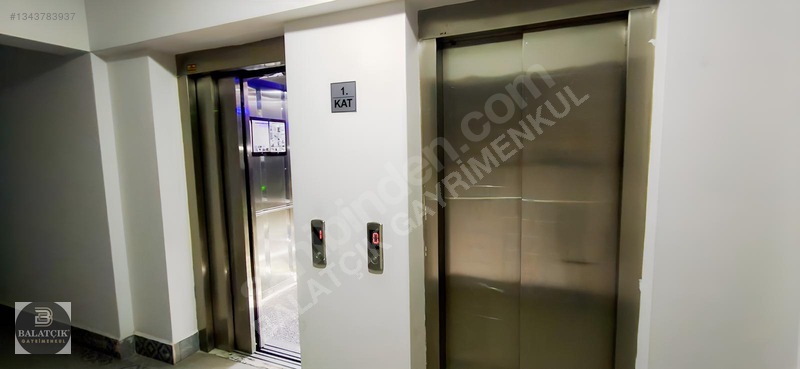 Çiğli Balatçık'ta Arakat D.gazlı Asansörlü 1+1 Kiralık Daire — fotoğraf 7