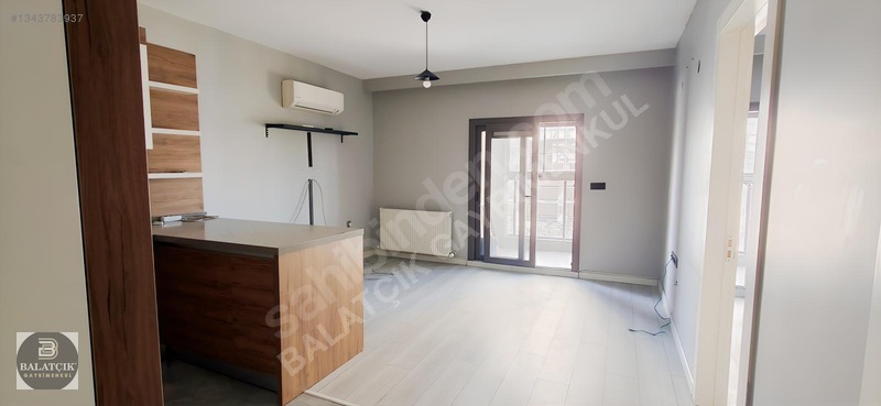 Çiğli Balatçık'ta Arakat D.gazlı Asansörlü 1+1 Kiralık Daire — fotoğraf 11