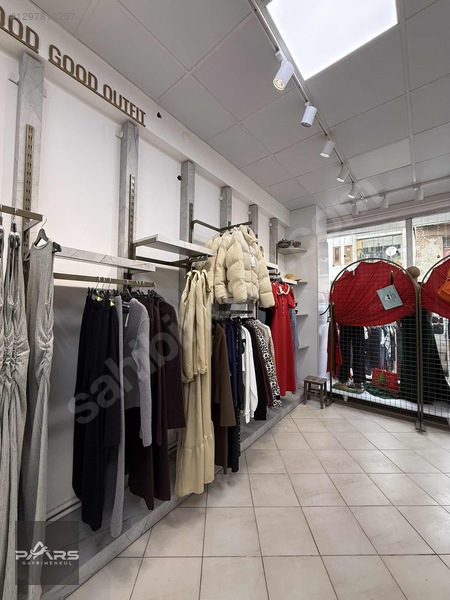 Pars Gayrimenkul'den Devren Kiralık Sevgi Yolu Konumlu Butik — fotoğraf 2