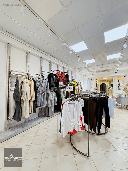 Pars Gayrimenkul'den Devren Kiralık Sevgi Yolu Konumlu Butik — fotoğraf 8