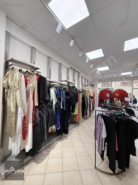 Pars Gayrimenkul'den Devren Kiralık Sevgi Yolu Konumlu Butik — fotoğraf 9