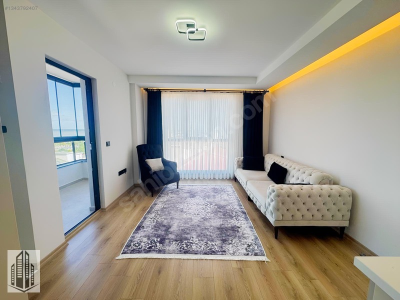 Okse'den Deniz Manzaralı, Eşyalı, Tramvaya Yakın Lüks 1+1 Daire — fotoğraf 2