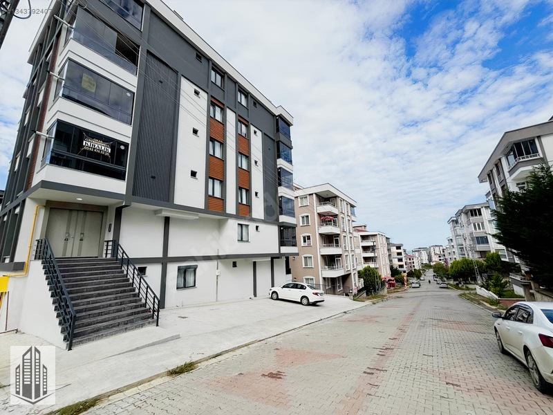 Okse'den Deniz Manzaralı, Eşyalı, Tramvaya Yakın Lüks 1+1 Daire — fotoğraf 31