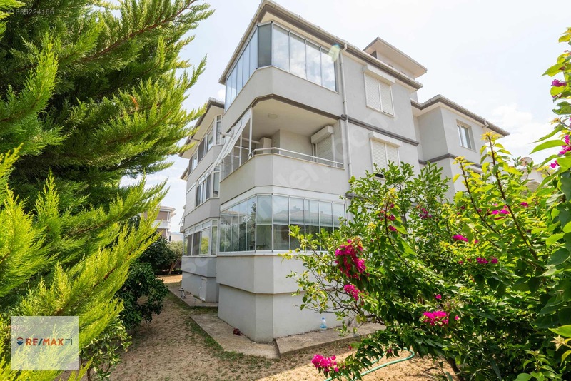 Halille Güzelbahçe'den Denize 100 Mt. Merkezi Konumda Daire — fotoğraf 7
