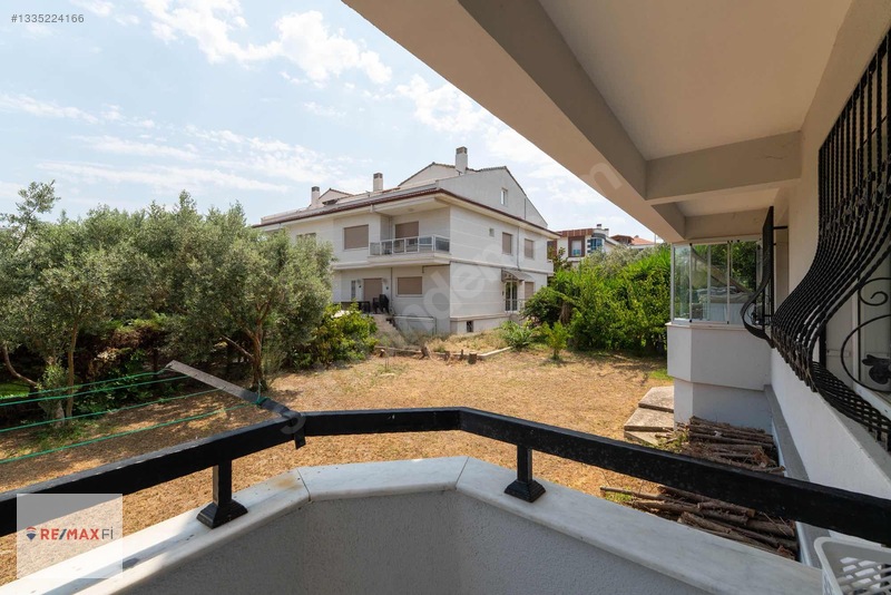Halille Güzelbahçe'den Denize 100 Mt. Merkezi Konumda Daire — fotoğraf 48