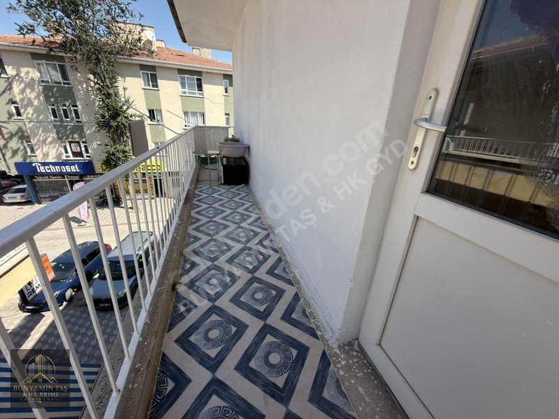 Merkezde Yapılı Ön Cephe Satılık 2+1 — fotoğraf 7