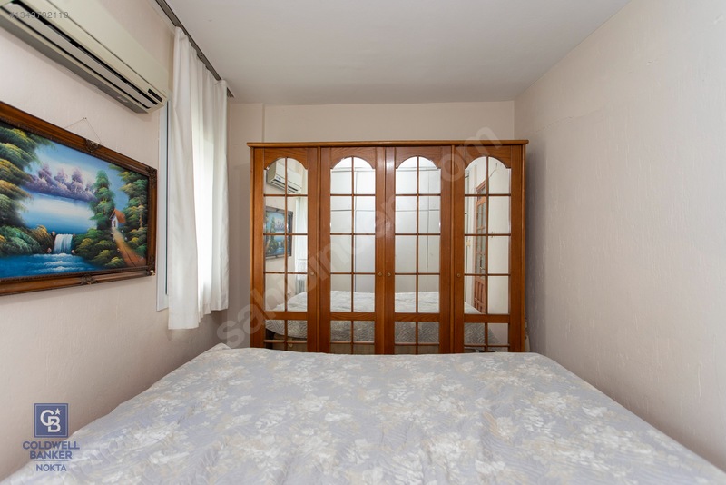 Foça Atatürk Mah. Eşyalı Satılık 2+1 Daire — fotoğraf 12
