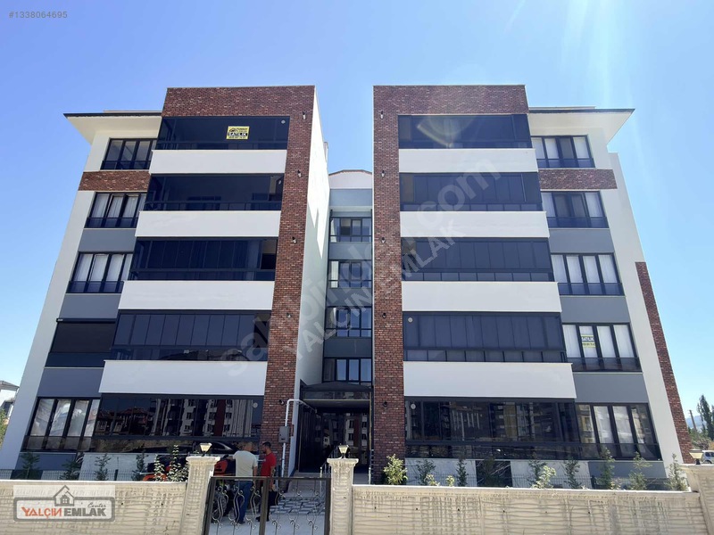 Yalçın'dan 3+1 160 M2 Full Yapılı Extralı Ultra Lüx Daire — fotoğraf 2