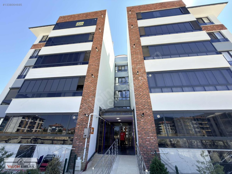 Yalçın'dan 3+1 160 M2 Full Yapılı Extralı Ultra Lüx Daire — fotoğraf 3